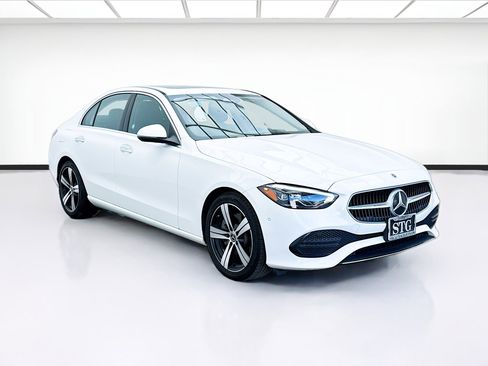 Used 2025 Mercedes-Benz C 300 Sedan image 3