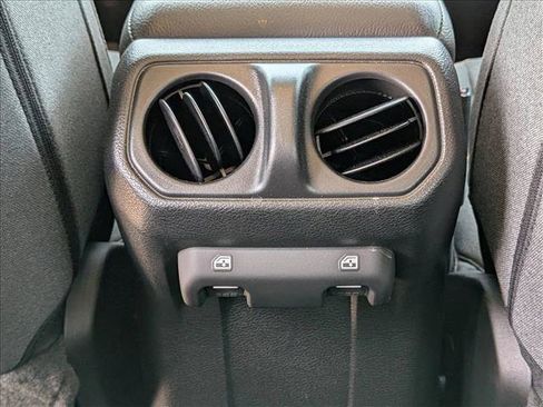 Used 2024 Jeep Wrangler Unlimited w/ Convenience Group AWD/4WD image 16