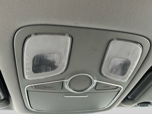 Used 2015 Kia Sorento LX image 31