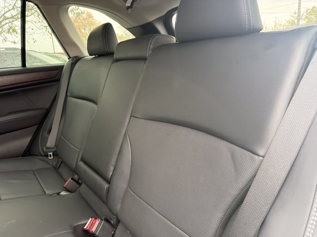 Used 2018 Subaru Outback 2.5i Limited AWD/4WD image 26