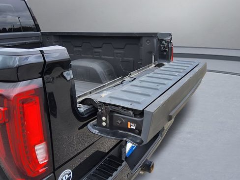 Used 2019 GMC Sierra 1500 Denali w/ Denali Ultimate Package AWD/4WD image 48