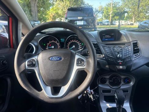 Used 2018 Ford Fiesta SE FWD image 37