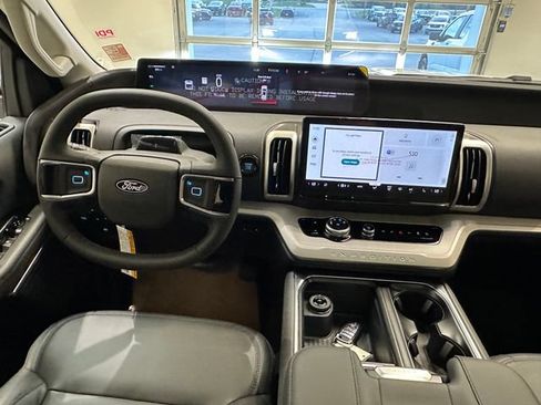 New 2027 Ford Expedition Max Active AWD/4WD image 11