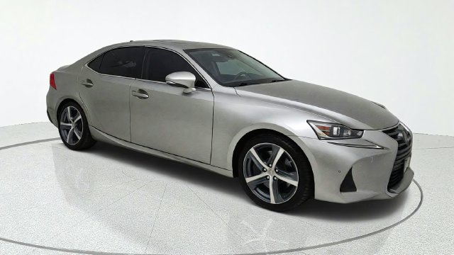 Used 2017 Lexus IS 200t w/ Navigation System Package RWD image 7