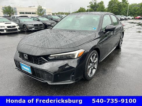 Certified 2025 Honda Civic Sport Touring image 2