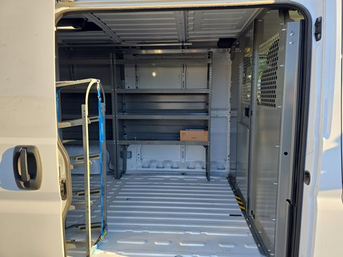 Used 2025 RAM ProMaster 2500 w/ Quick Order Package 22G SLT image 8