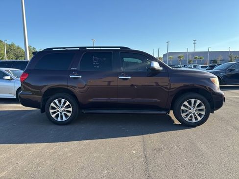 Used 2017 Toyota Sequoia Limited image 2