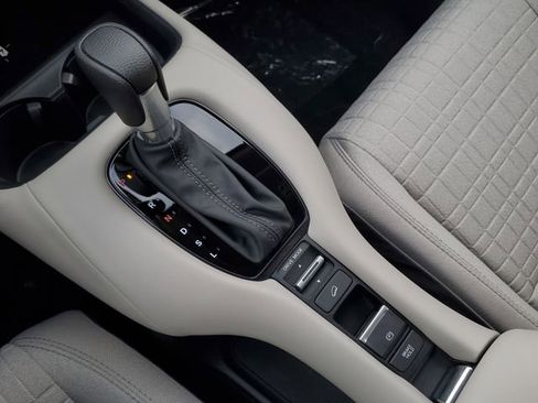 New 2026 Honda HR-V LX image 25