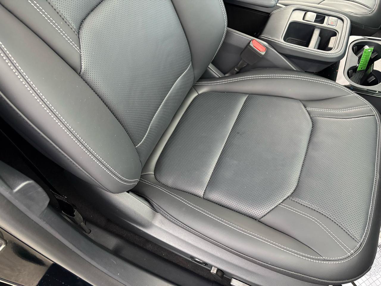 Used 2025 Ford Mustang Mach-E Premium RWD image 43