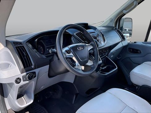 Used 2016 Ford Transit 350 XLT RWD image 17