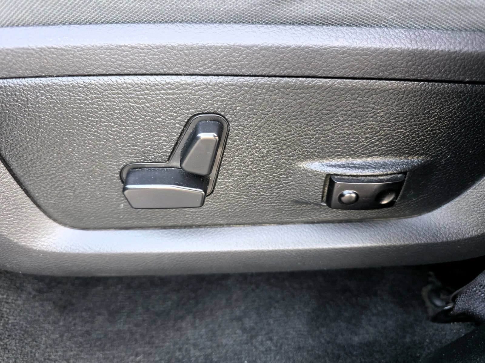 Used 2016 RAM 1500 Big Horn AWD/4WD image 7