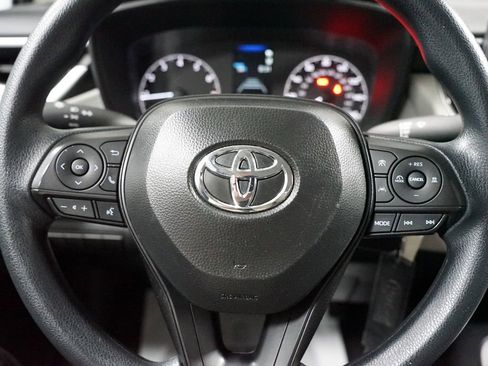 Certified 2025 Toyota Corolla LE image 12