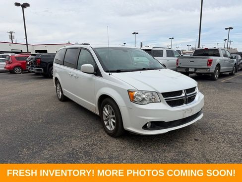 Used 2019 Dodge Grand Caravan SXT image 1
