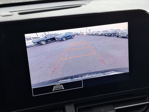 Used 2024 Chevrolet Trax RS image 18