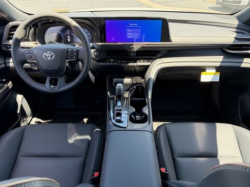 New 2026 Toyota Crown Signia AWD/4WD image 33