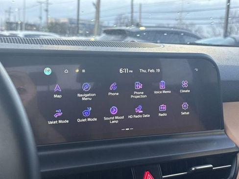 Used 2025 Kia Seltos EX w/ EX Sunroof Package image 16