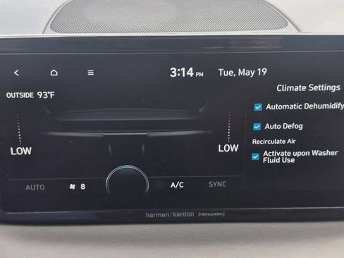 Used 2023 Hyundai Santa Fe SEL w/ Premium Package AWD/4WD image 6