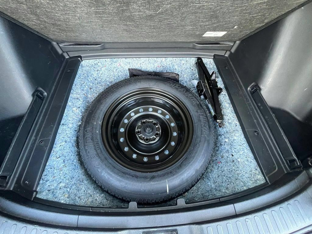 Used 2019 Honda CR-V EX image 29