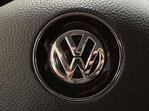 Used 2021 Volkswagen Jetta SE FWD image 24