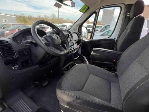 Used 2023 RAM ProMaster 2500 image 18