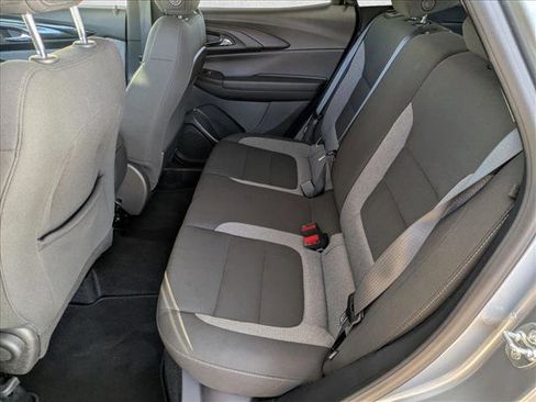 Used 2025 Chevrolet TrailBlazer LT image 17