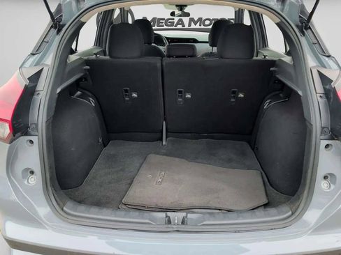Used 2021 Nissan Kicks SR FWD image 35
