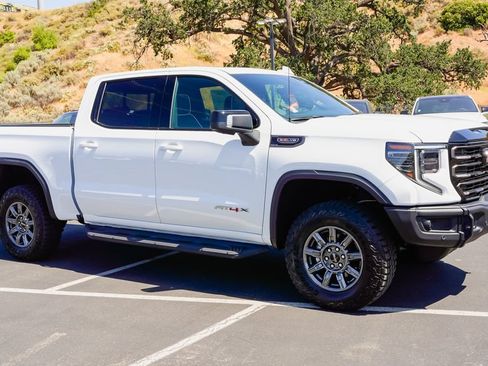 New 2026 GMC Sierra 1500 AT4X AWD/4WD image 6