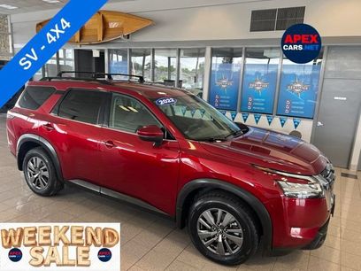 Used 2022 Nissan Pathfinder SV