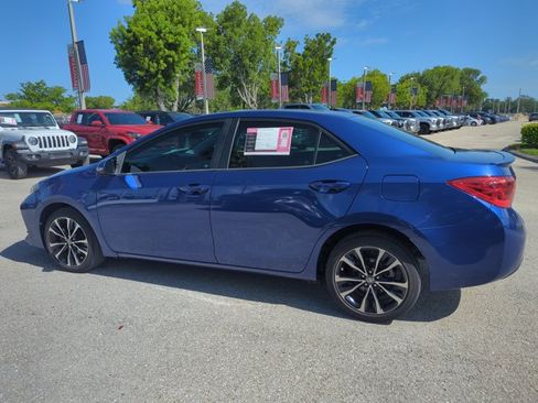 Used 2018 Toyota Corolla SE FWD image 9