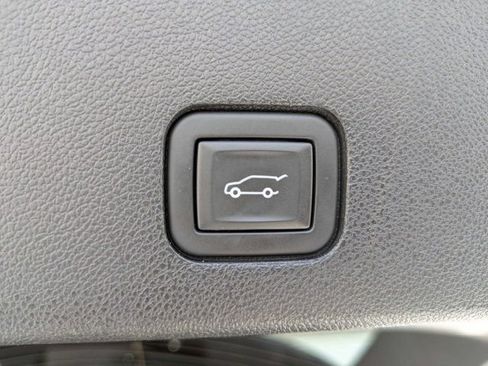 Used 2023 Cadillac XT6 Sport AWD/4WD image 13