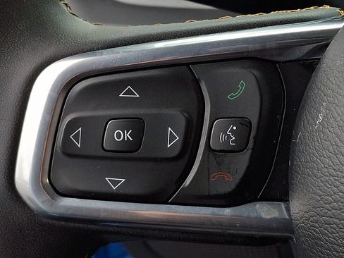 Used 2024 Jeep Wrangler Unlimited Sahara AWD/4WD image 19