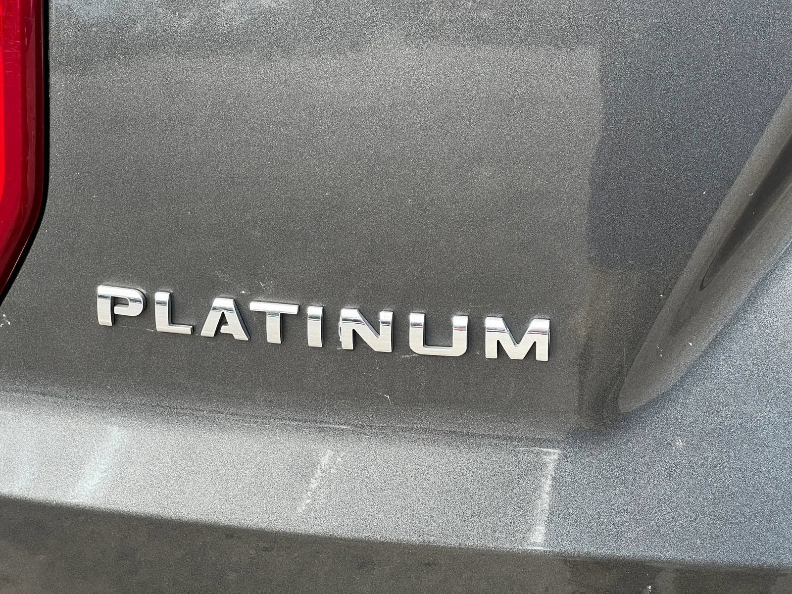 Used 2016 Ford Explorer Platinum AWD/4WD image 27