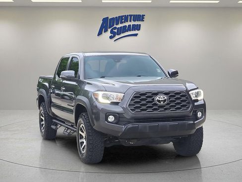 Used 2020 Toyota Tacoma TRD Off-Road w/ Technology Package AWD/4WD image 1