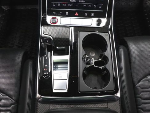 Used 2022 Audi RS Q8 AWD/4WD image 46