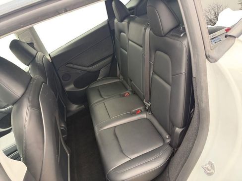 Used 2023 Tesla Model Y Long Range image 13