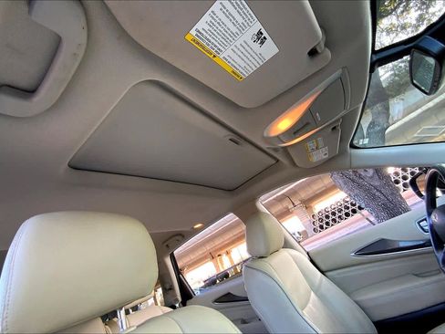 Used 2019 INFINITI QX60 Luxe w/ Essential Package image 13