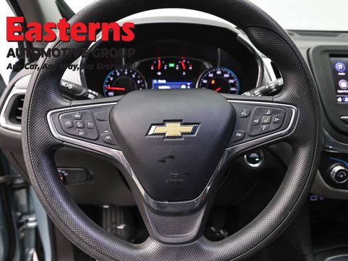 Used 2022 Chevrolet Equinox LT FWD image 10