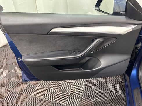Used 2022 Tesla Model 3 Long Range image 23
