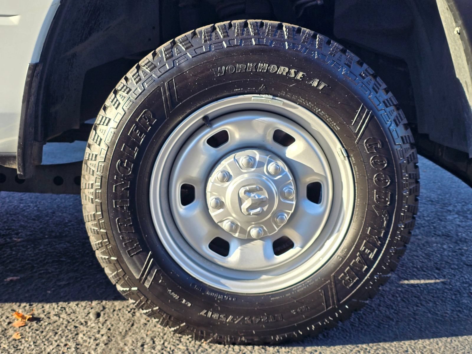 Used 2024 RAM 2500 Tradesman w/ Protection Group AWD/4WD image 10