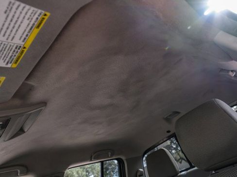 Used 2018 Nissan Frontier SV w/ Value Truck Package image 29