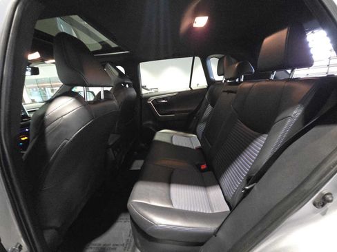 Used 2020 Toyota RAV4 XSE AWD/4WD image 18
