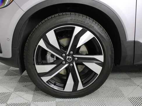 Certified 2026 Volvo XC40 B5 Ultra w/ Climate Package AWD/4WD image 28