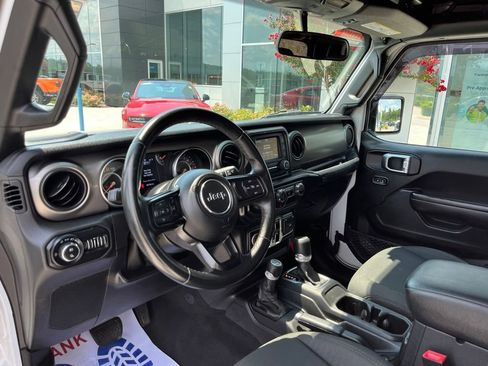Used 2020 Jeep Gladiator Sport w/ Quick Order Package 24S AWD/4WD image 7