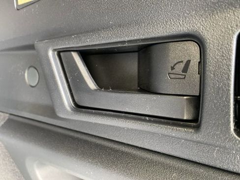 New 2026 Subaru Outback Limited image 9