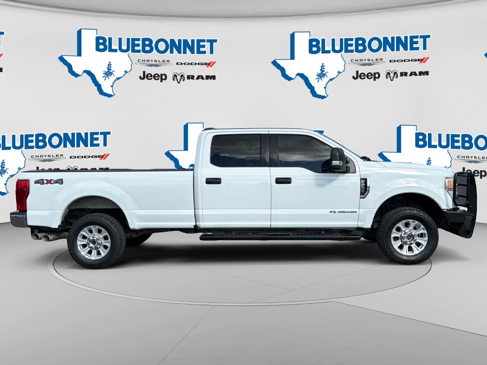 Used 2021 Ford F250 XLT AWD/4WD image 4