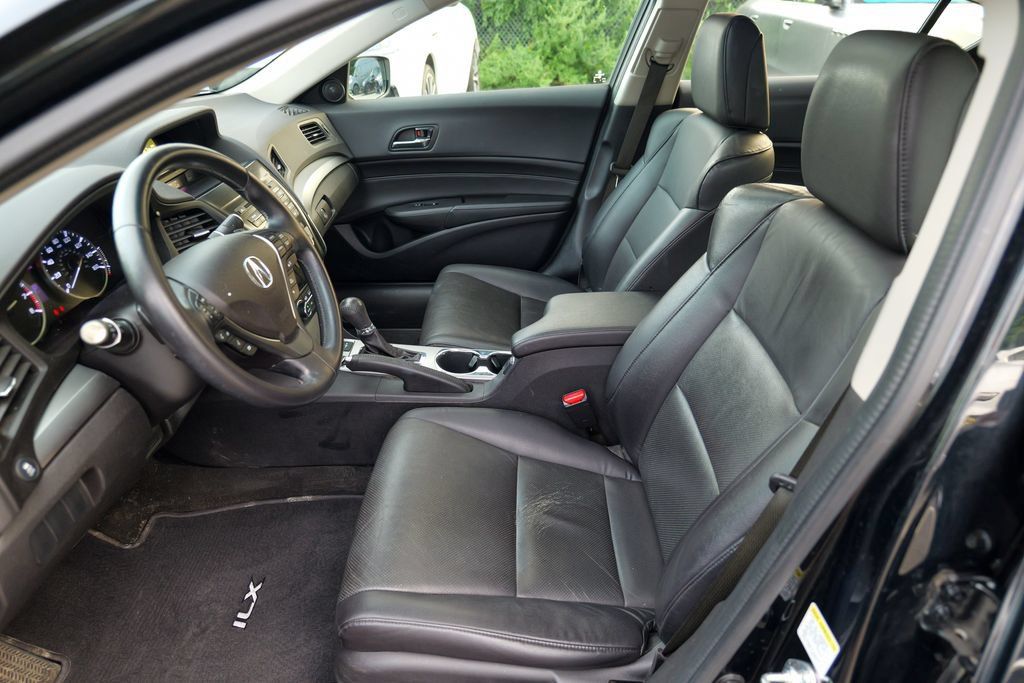 Used 2015 Acura ILX w/ Premium Package FWD image 20