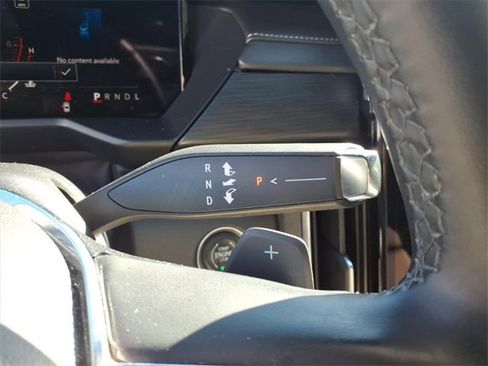 Used 2024 GMC Acadia Elevation image 19