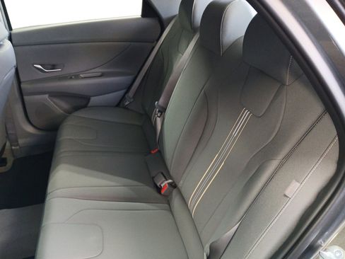 New 2025 Hyundai Elantra Blue image 13