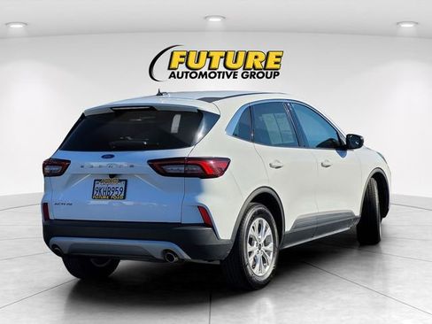 Used 2024 Ford Escape Active image 9