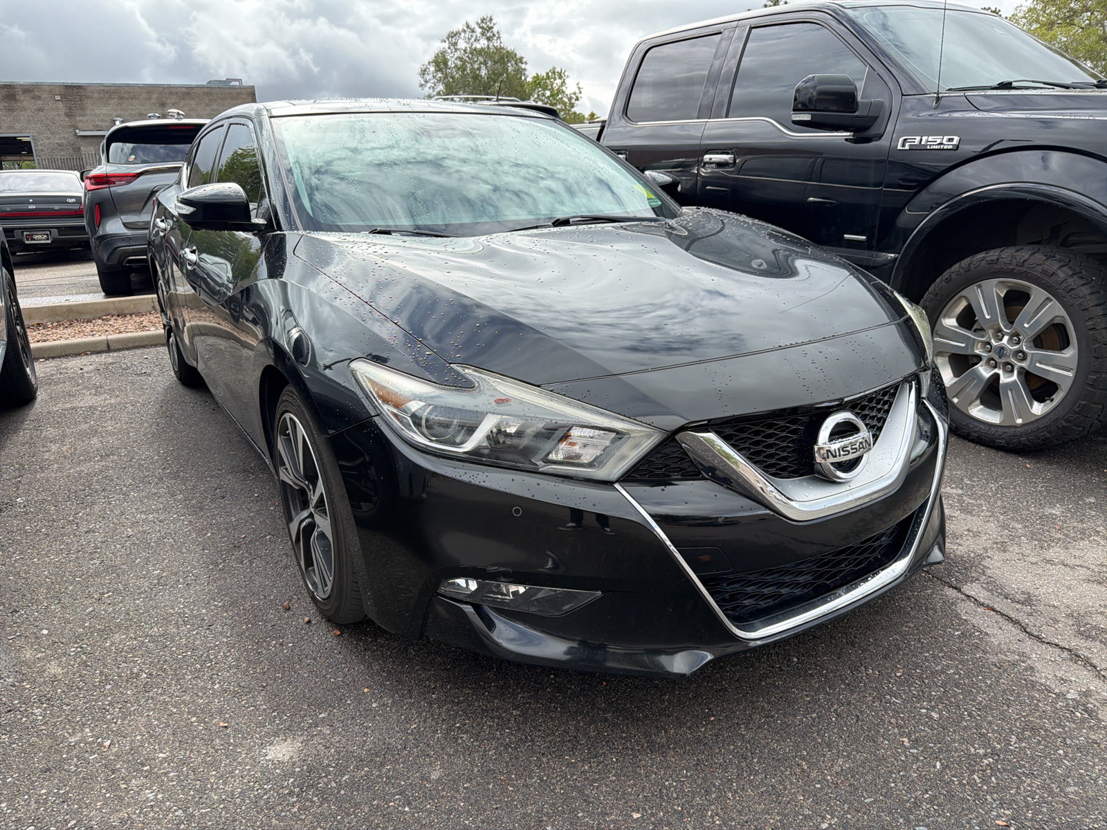 Used 2016 Nissan Maxima Platinum FWD image 2